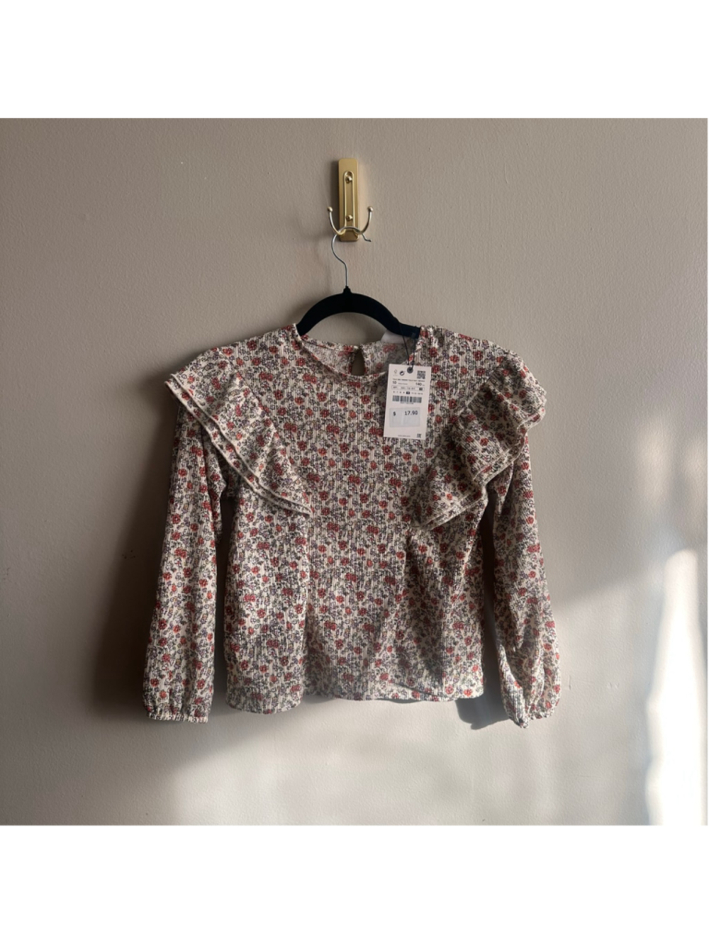 Girls Zara Floral Ruffle Blouse Size 10 Beige Red